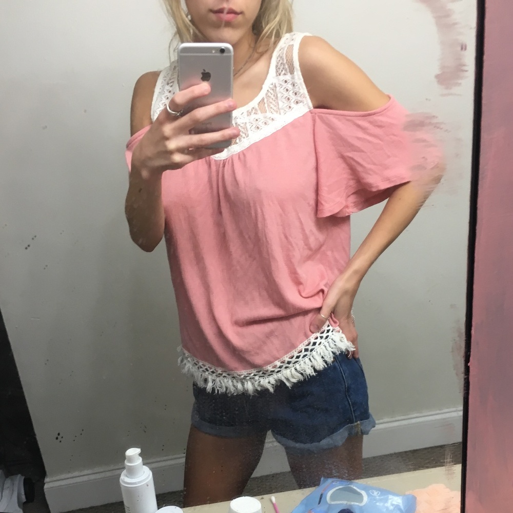 Pink blouse! - Picture 3 of 3